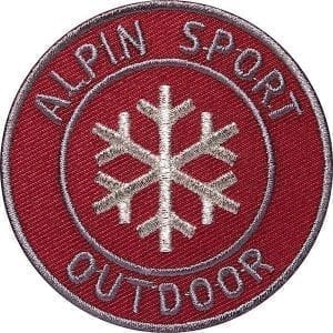 Outdoor Alpin Winter-Sport Aufnäher von Club of Heroes. Weinrot