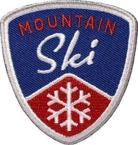 Mountain Ski Wintersport Aufnäher von Club of Heroes. Marine